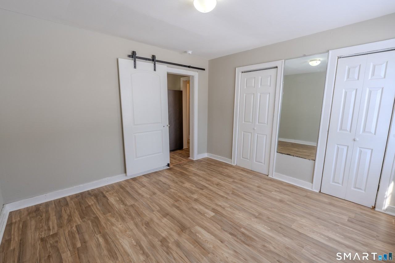 12 Jackson Ave - Photo 7 of 11