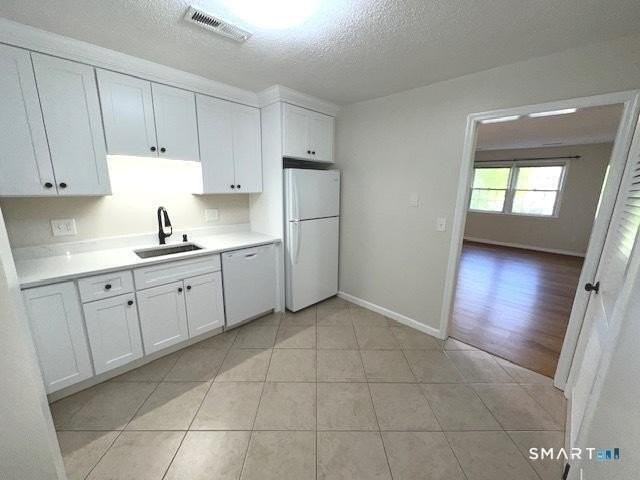 310 Booth St #C - Photo 2 of 18