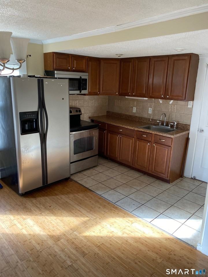 39 Holmes Ave #2 - Photo 2 of 6
