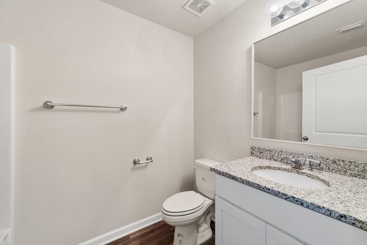 511 Whispering Creek Ave - Photo 7 of 34