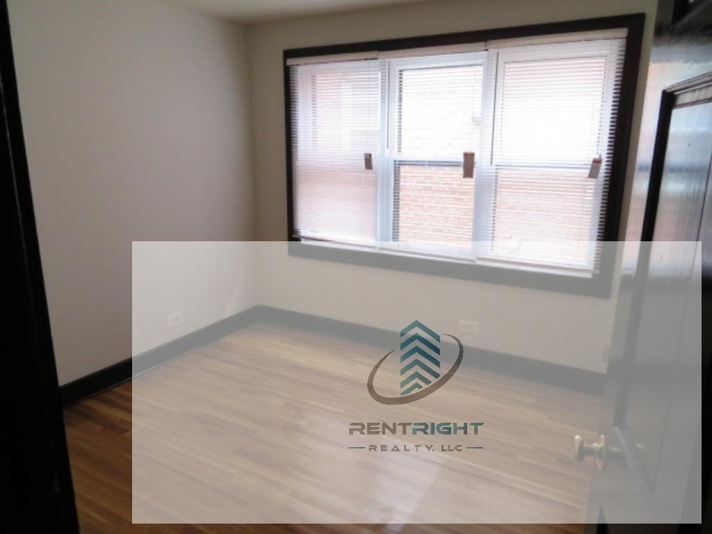 4101 W Fletcher St #3124-1 - Photo 3 of 12