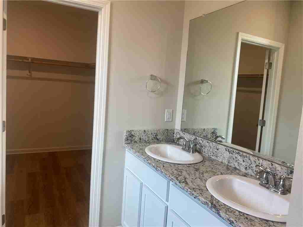 3616 Spruce Key Ln - Photo 5 of 10