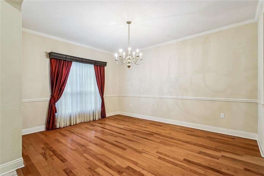 1204 Belair Blvd - Photo 3 of 16