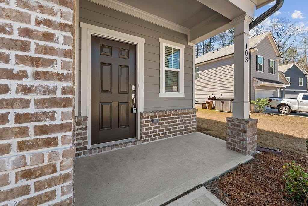 103 Dewitt Dr - Photo 5 of 50