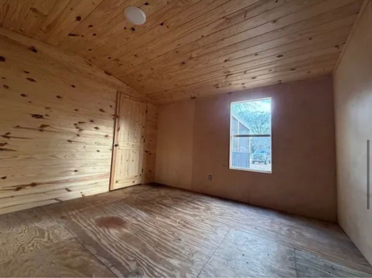 210 Chickadee Cir - Photo 6 of 8