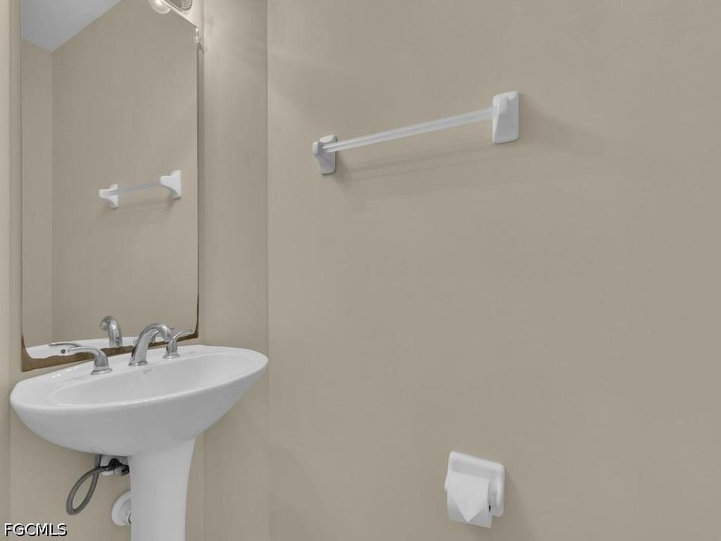 13150 Broadhurst Loop #203 - Photo 3 of 26