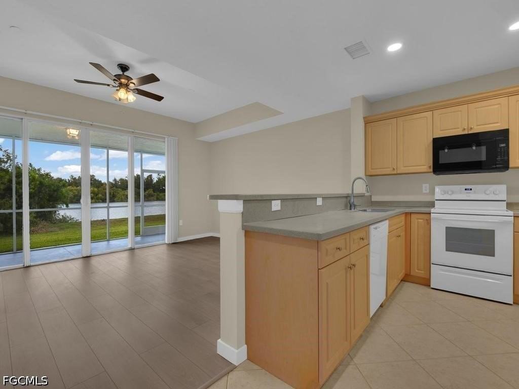 13150 Broadhurst Loop #203 - Photo 4 of 26