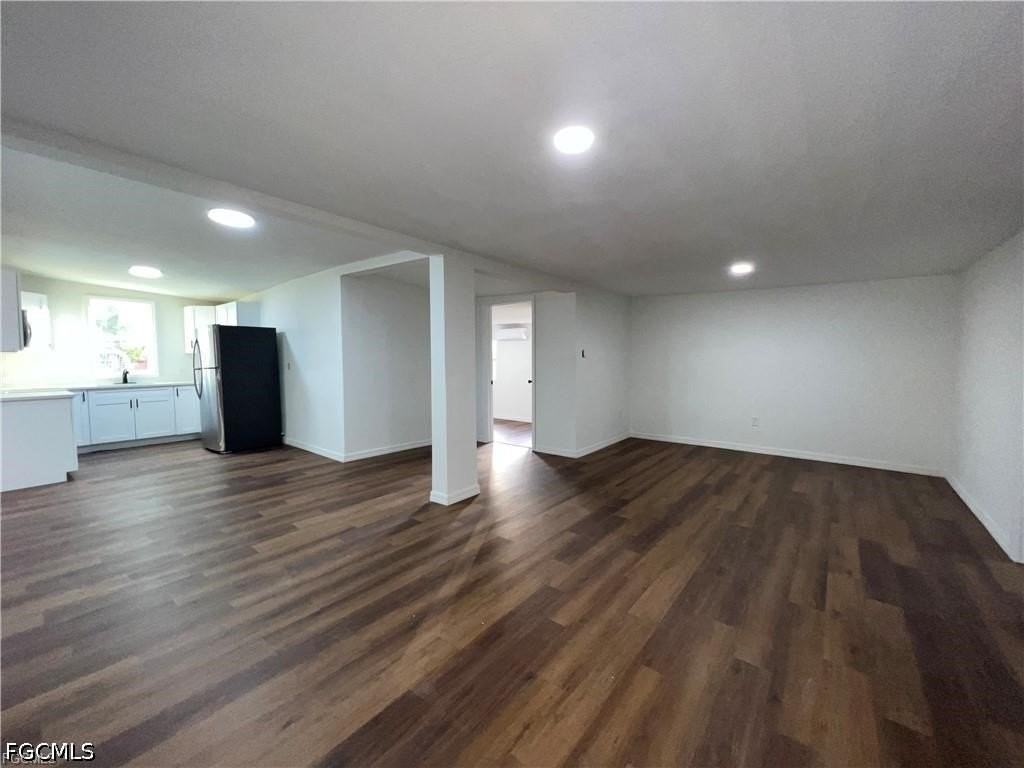 1270 Allen St #B - Photo 3 of 13