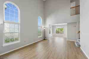 featured image of 11 Cottage Pl