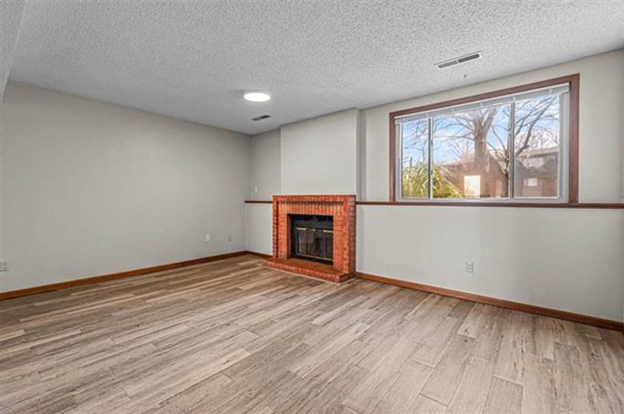 942 23rd Avenue Pl #01 - Photo 3 of 21