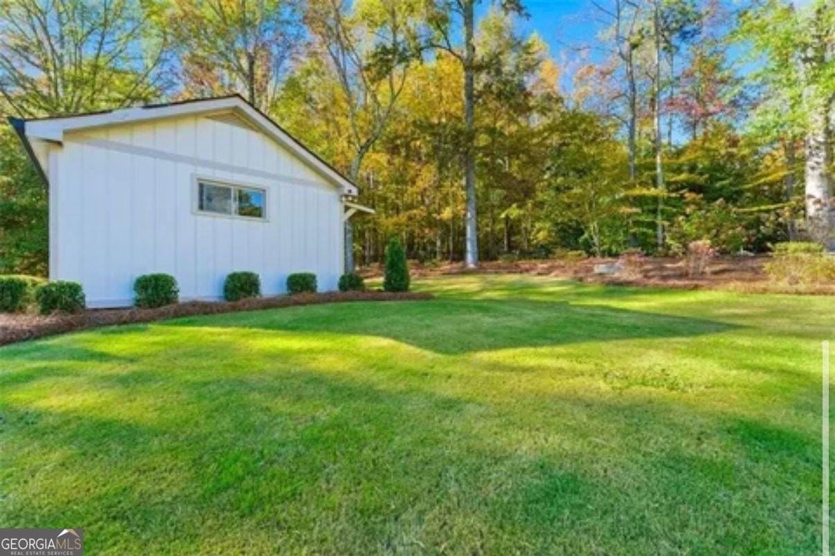 5006 Suwanee Dam Rd - Photo 6 of 9
