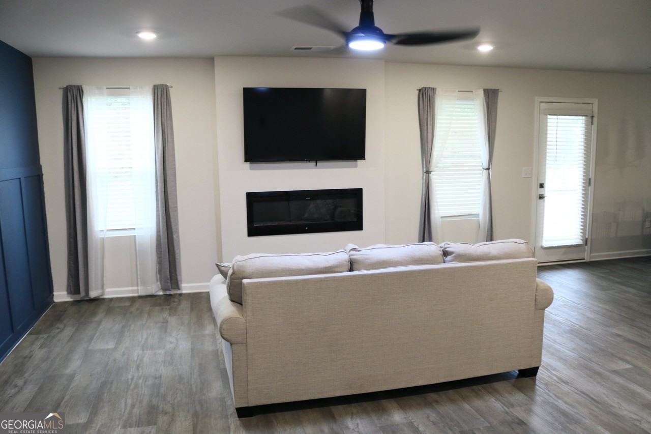 204 River Meadow Dr - Photo 3 of 26