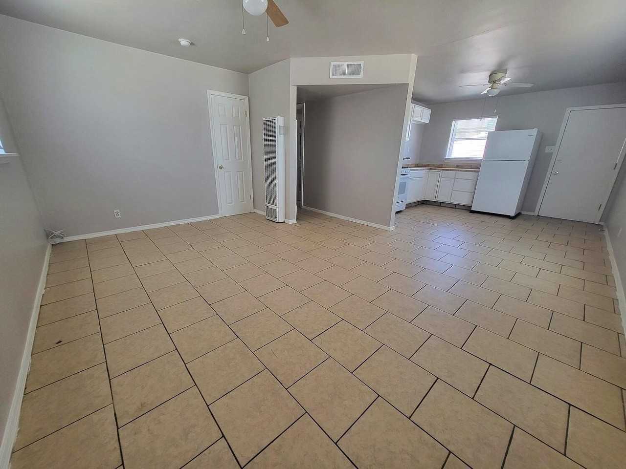 3707 Fillmore Ave - Photo 4 of 12