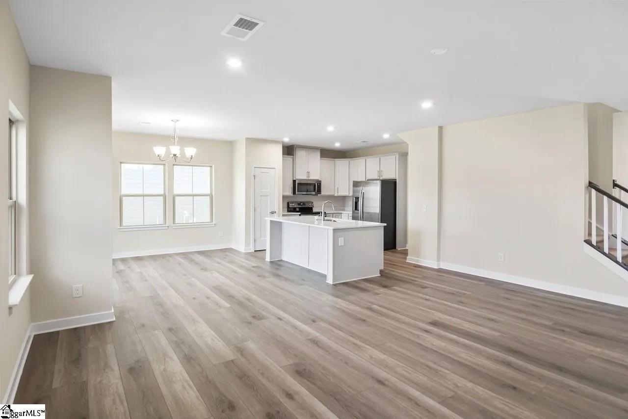 534 Martin Creek Dr - Photo 3 of 28