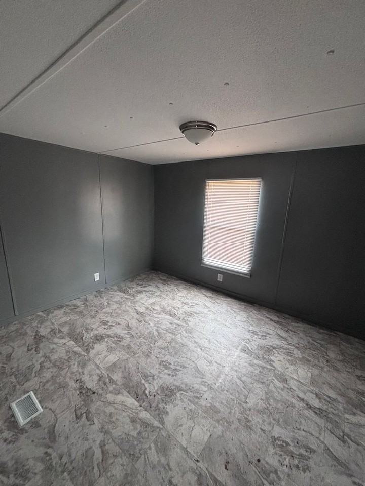 Miller Loop Manor MHP - Photo 3 of 6