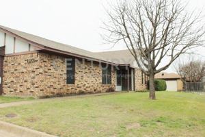 featured image of 1110 Curtis Dr
