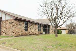 1110 Curtis Dr - Photo 1 of 1