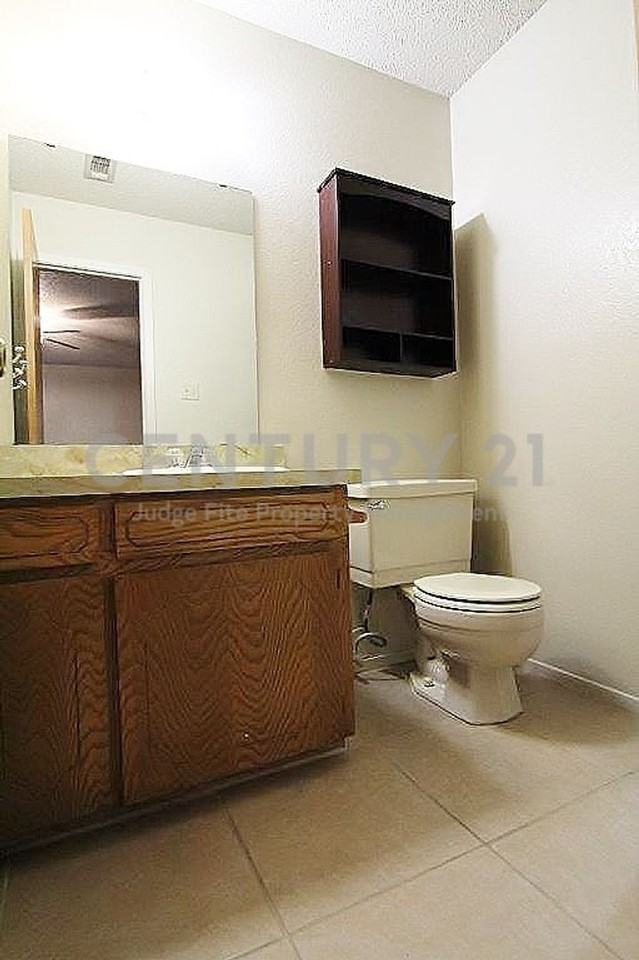 1110 Curtis Dr - Photo 7 of 11