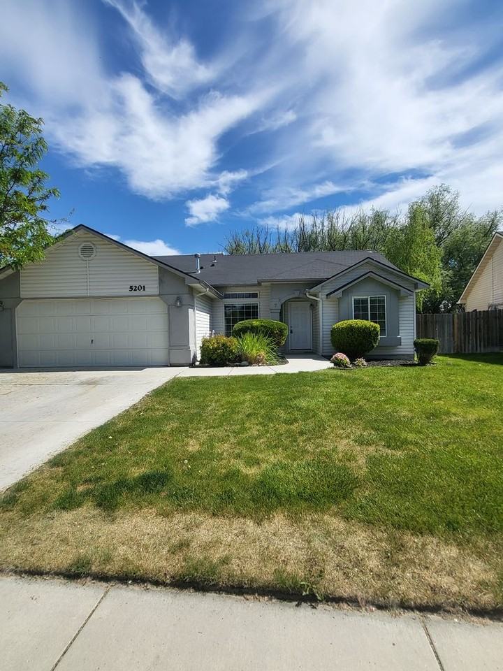 5201 Asbury Way - Photo 2 of 6