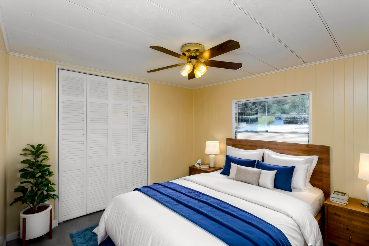 701 7th Ave - Photo 4 of 16