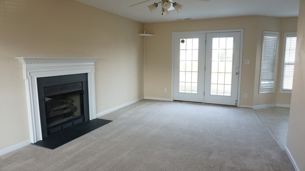 197 Bennington Dr - Photo 2 of 48