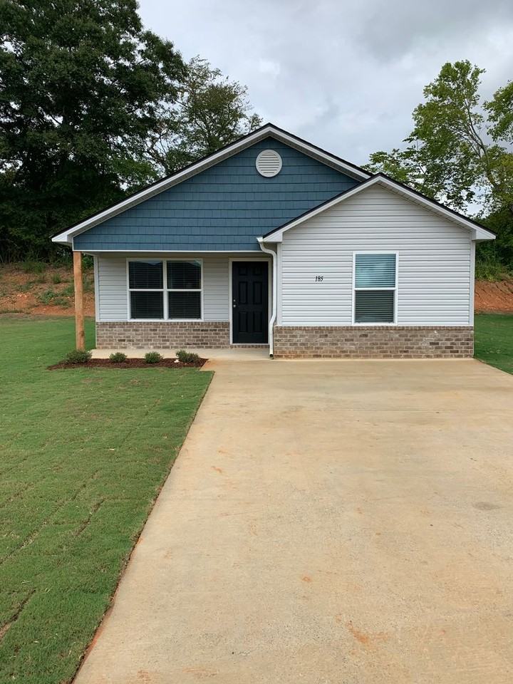 310 Tiffany Ln - Photo 4 of 22