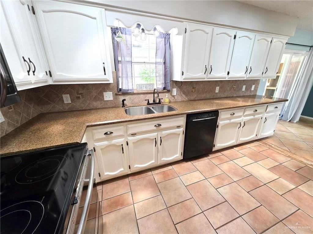 1908 Kennedy St - Photo 6 of 27