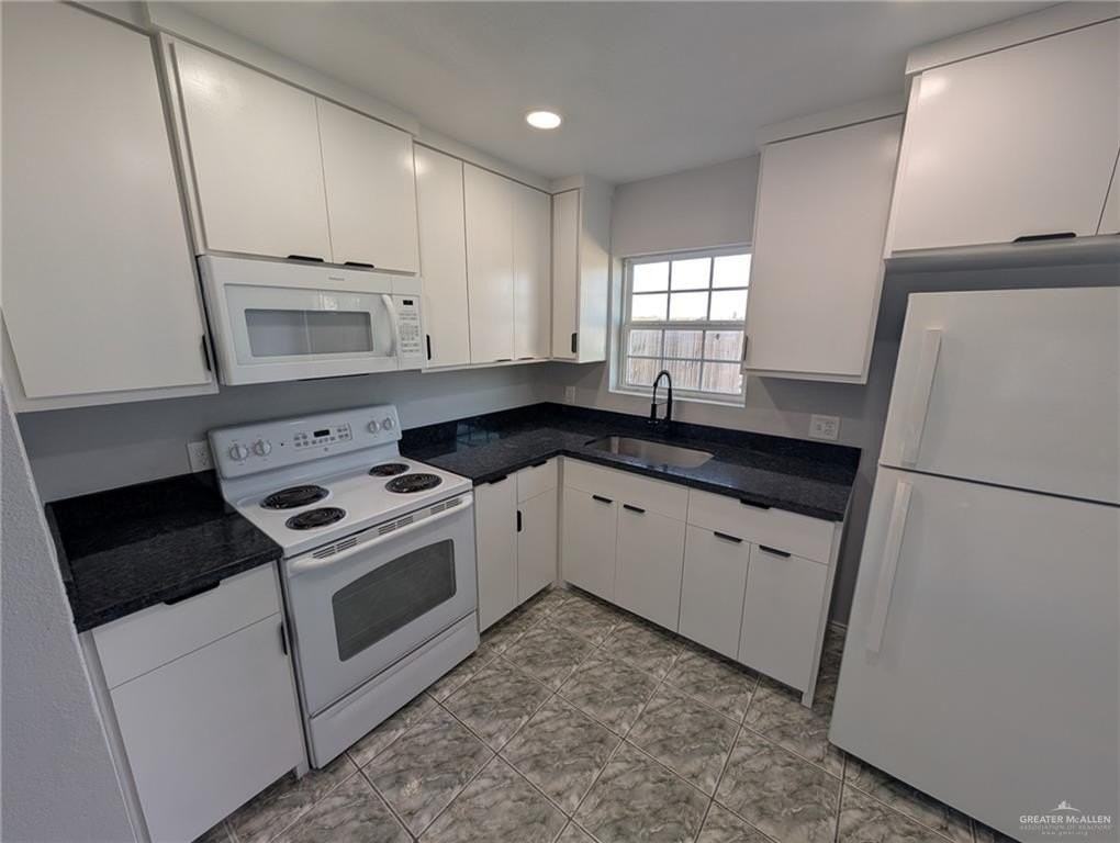 3608 Jay Ct #C - Photo 4 of 15