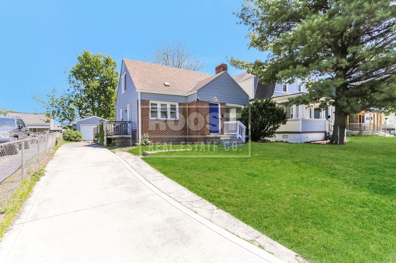 1154 Miller Ave - Photo 2 of 10