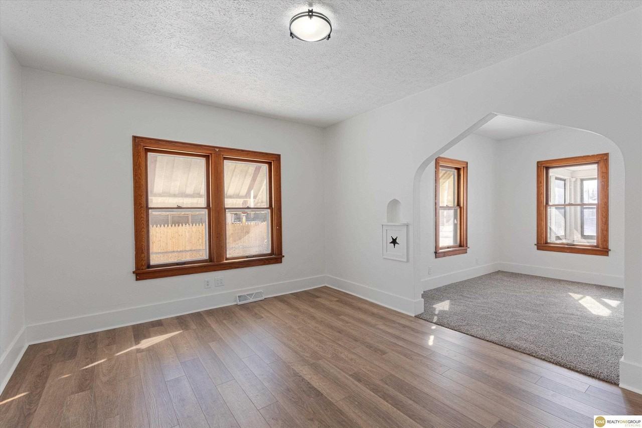 2020 7th Ave - Photo 6 of 24