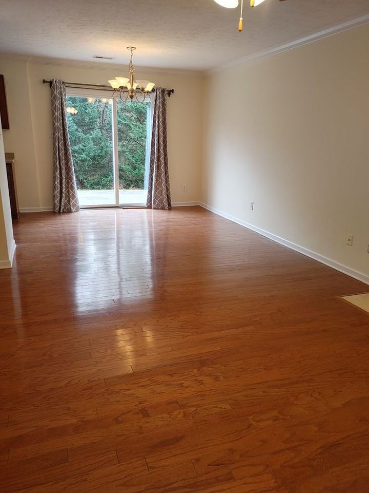 7208 Kennon Springs Ln - Photo 6 of 26