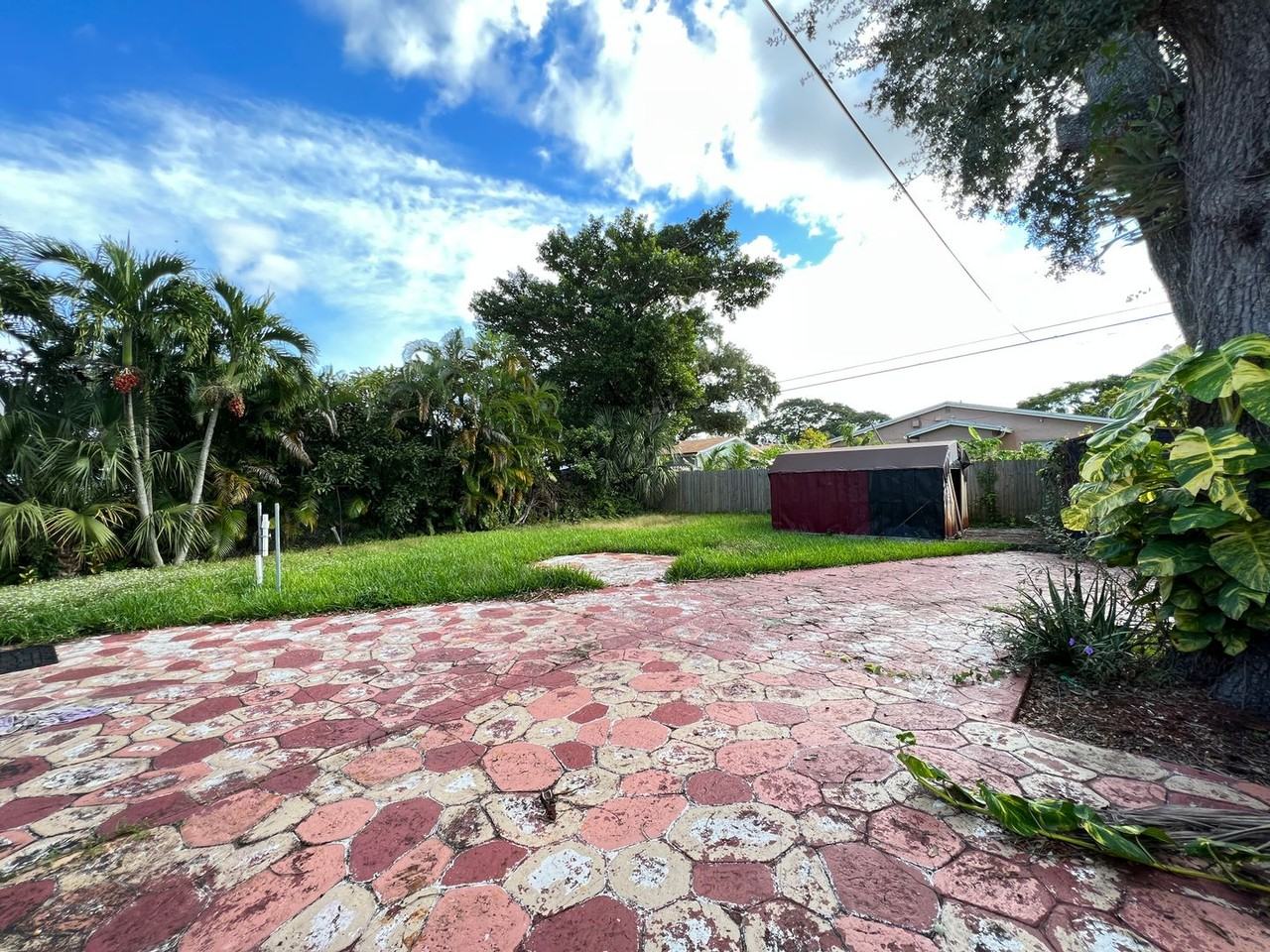 2448 Sw 42nd Ter - Photo 3 of 9