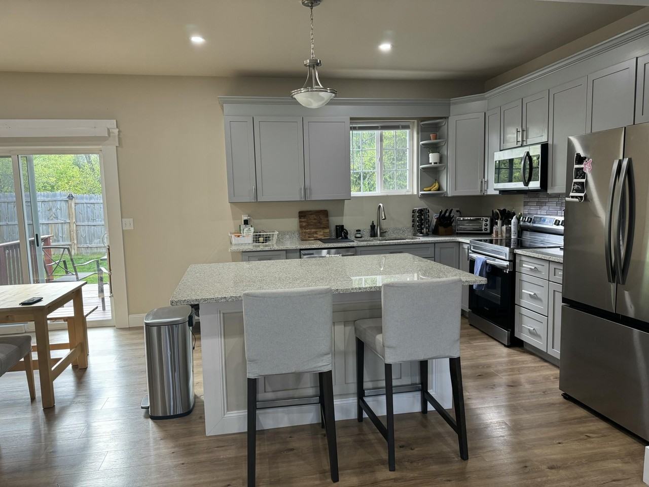 6 Maple Village Ct - Photo 3 of 25
