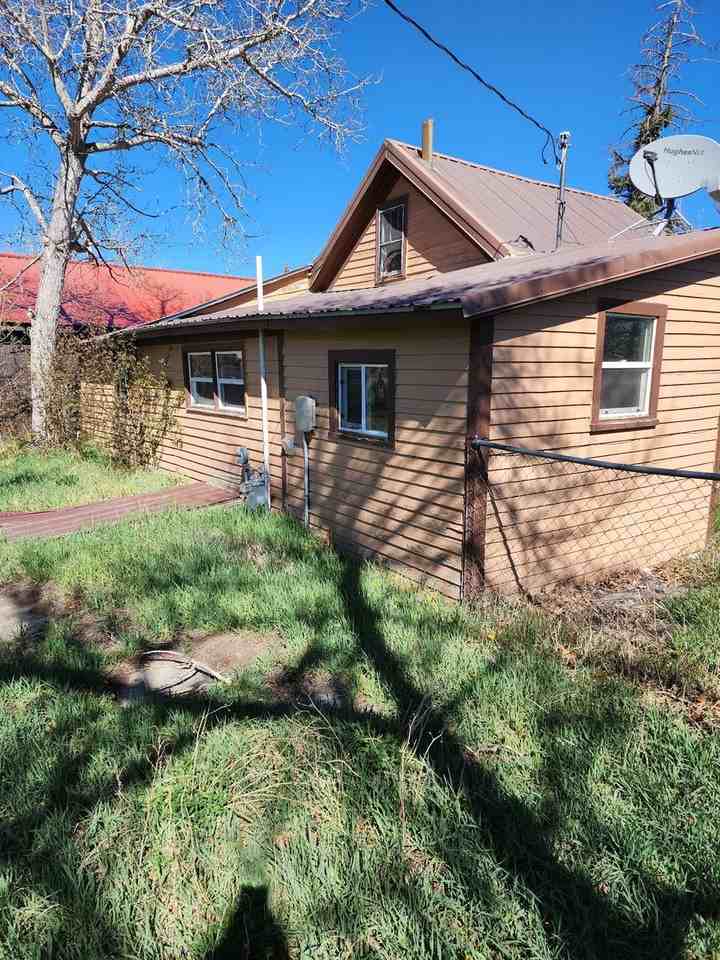 706 Illinois Ave - Photo 3 of 25