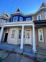 featured image of 423 N Hanover St