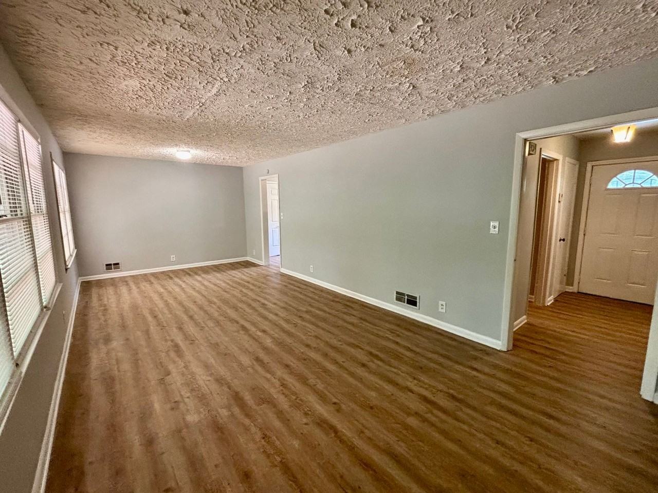 2612 Dawn Dr - Photo 3 of 25