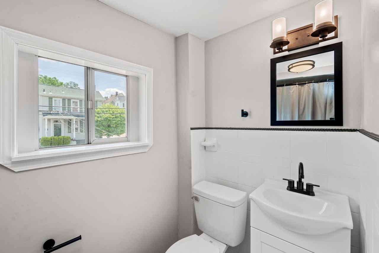 816 1st St - Photo 2 of 21