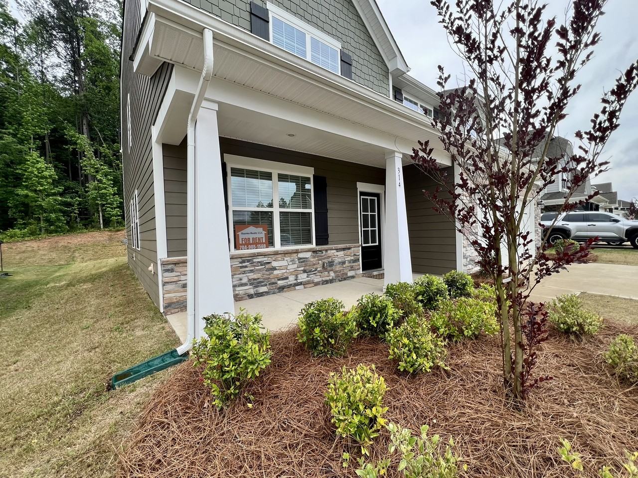 314 Hamptons Cove Rd #1 - Photo 2 of 36