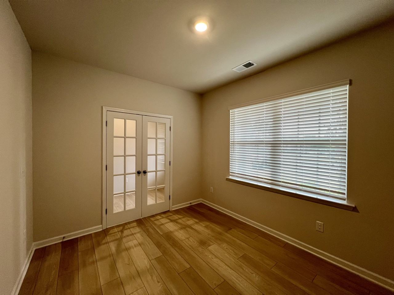314 Hamptons Cove Rd #1 - Photo 4 of 36