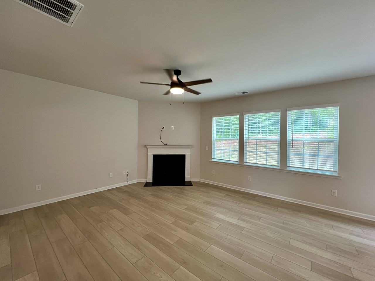314 Hamptons Cove Rd #1 - Photo 6 of 36