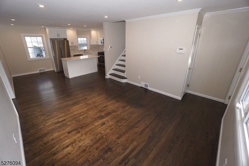2431 Coles Ave - Photo 7 of 39