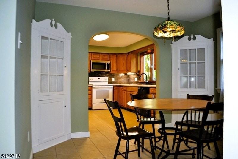 234 Main St - Photo 6 of 17