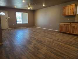featured image of 1611 E 13th St