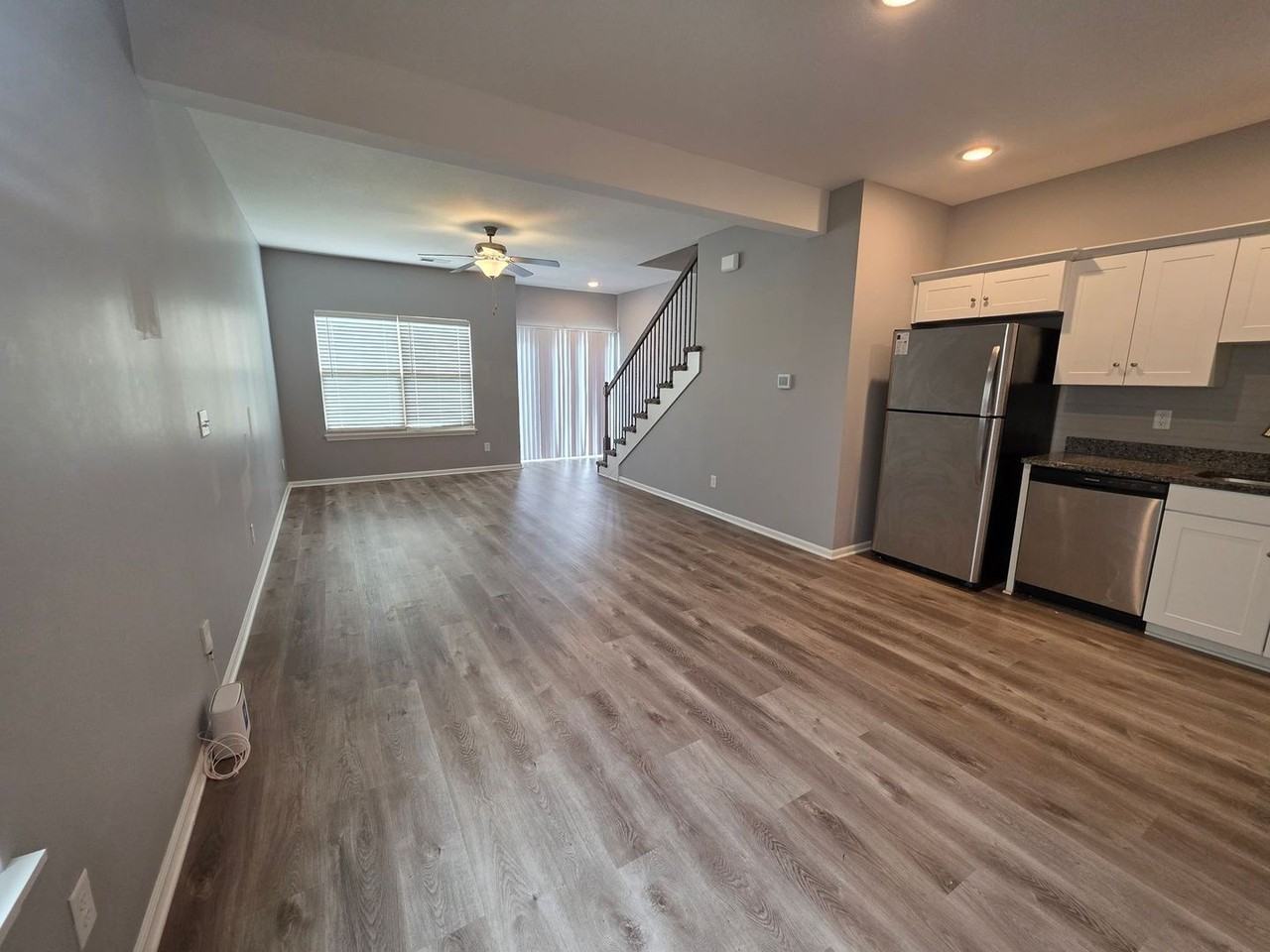 8050 Sw 4th St - Photo 2 of 12