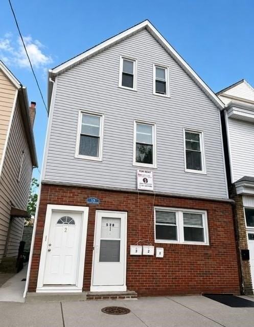 528 Kennedy Blvd #1