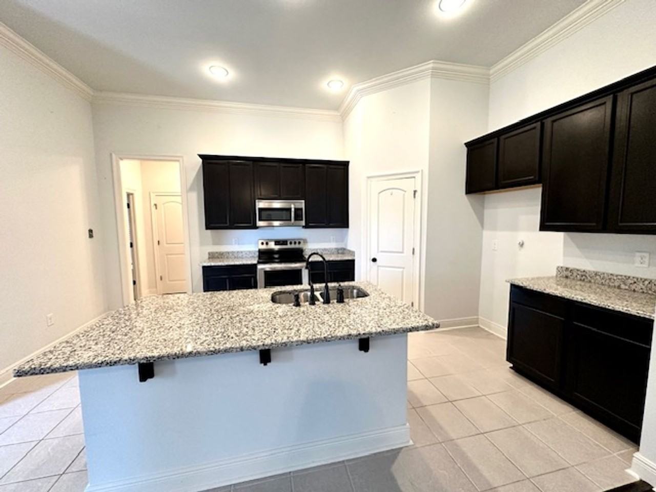 101 Lexi Falls Ln - Photo 5 of 13