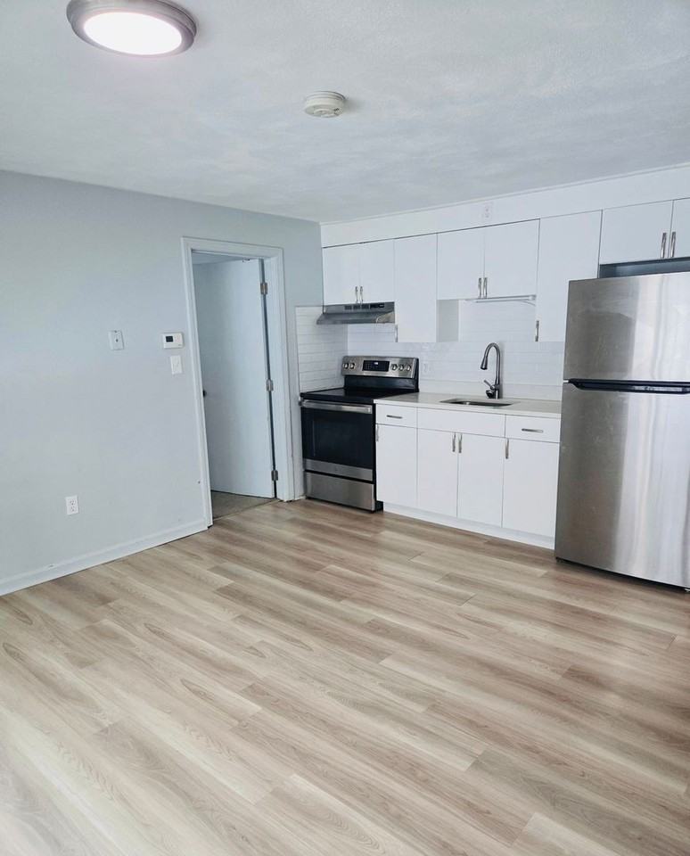 272 Worcester St. - Photo 2 of 8
