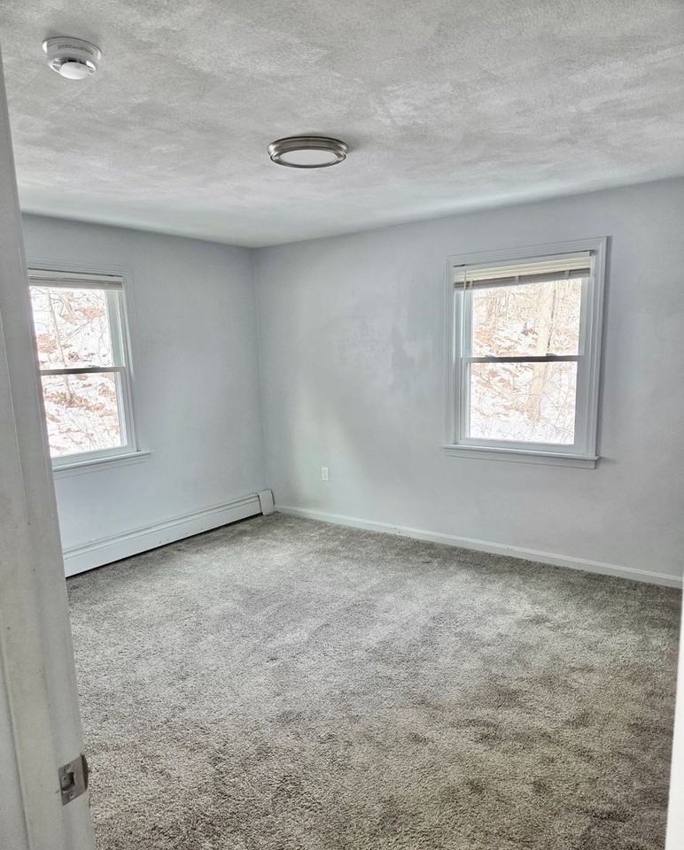 272 Worcester St. - Photo 7 of 8
