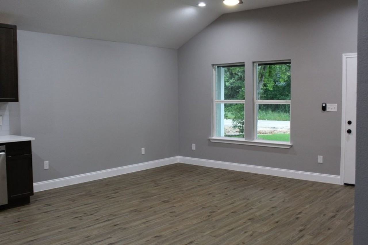 125 Chapperall Dr - Photo 6 of 21