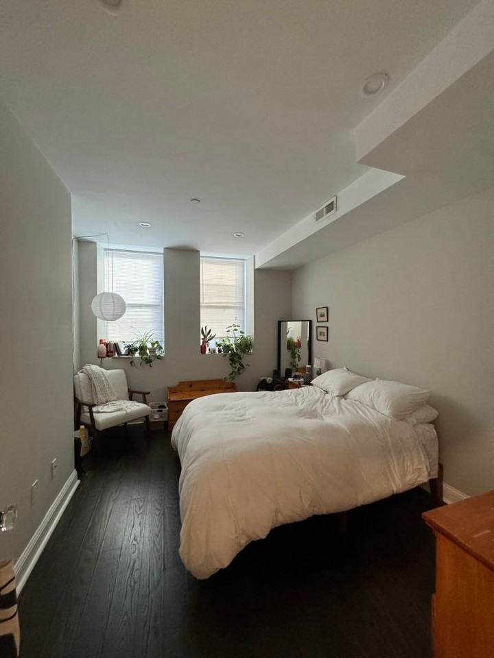 17 Strathmore Rd - Photo 3 of 5